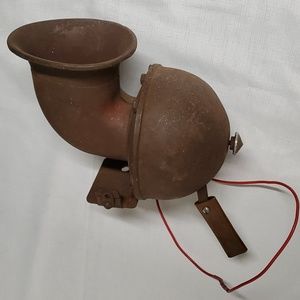 Antique Car Horn Heavy Metal MAN CAVE Restoration Project Primitive Retro OLD